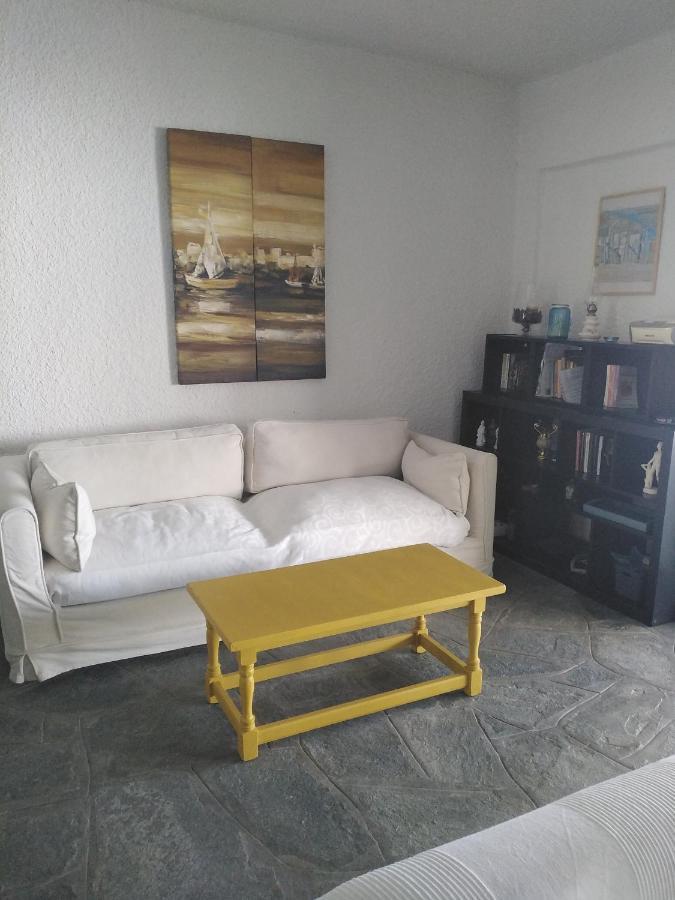 Rebekka's Elani *